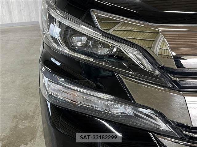 Toyota VELLFIRE 2017-05 227944-17