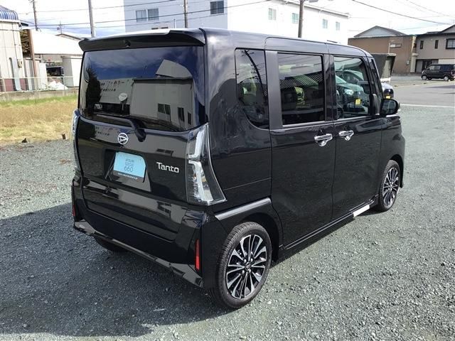 Daihatsu TANTO CUSTOM 2023-10 191058-6