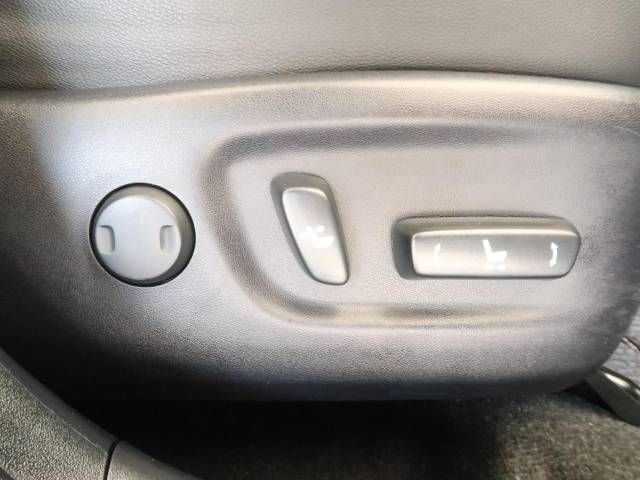 Toyota PRIUS 2013-04 13483-4
