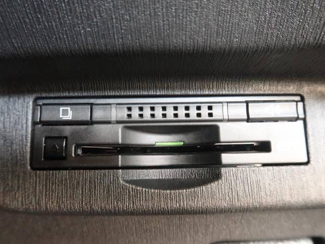 Toyota PRIUS 2013-04 13483-7