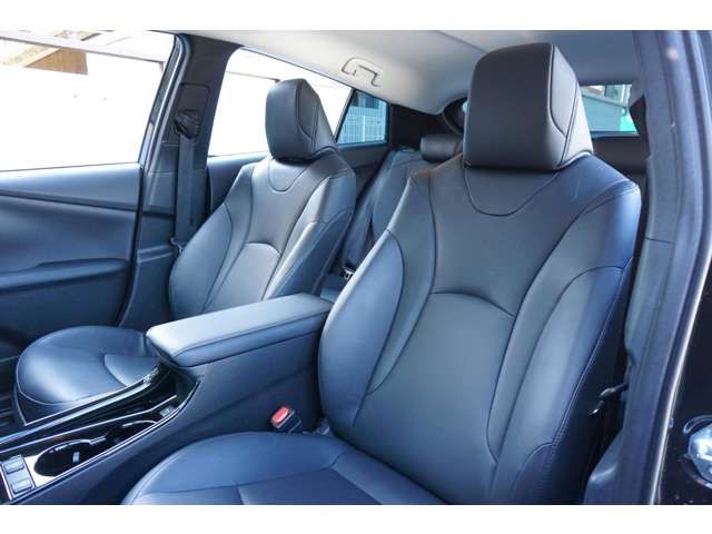 Toyota PRIUS 2021-08 5366-9
