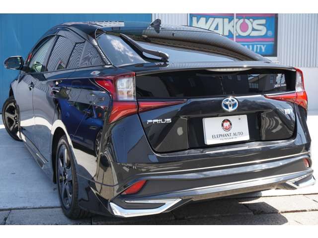 Toyota PRIUS 2021-08 5366-7