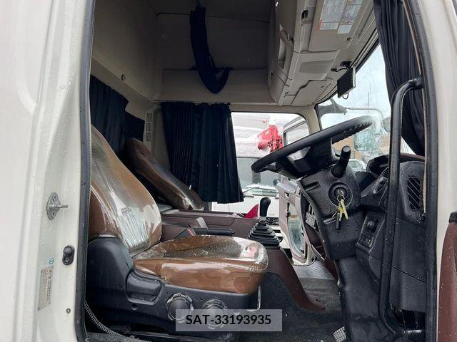 Hino RANGER 2018-08 302571-11