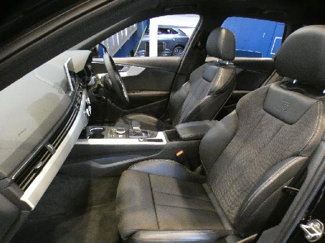 Audi A4 2017-05 8158-25