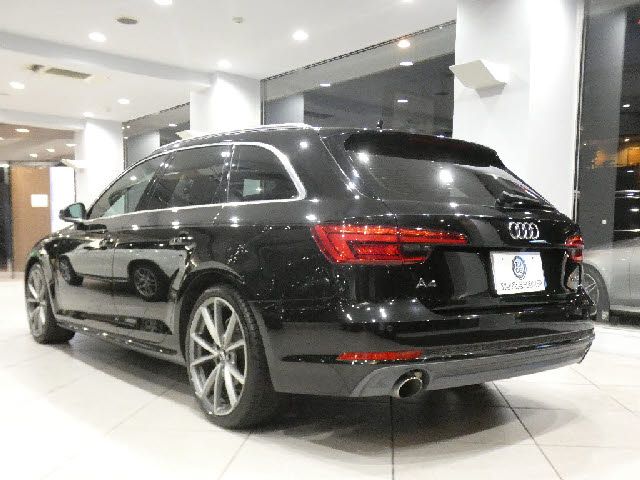 Audi A4 2017-05 8158-2