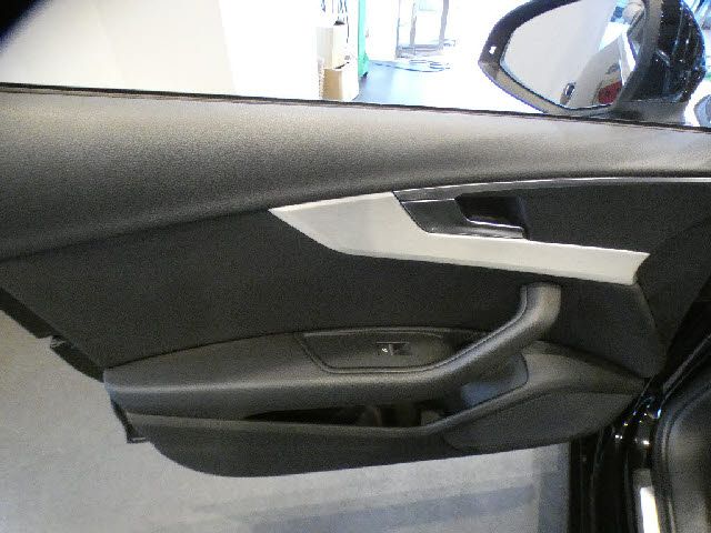 Audi A4 2017-05 8158-20