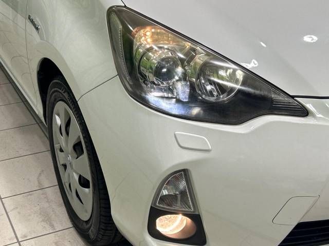 Toyota AQUA 2012-12 16054-12