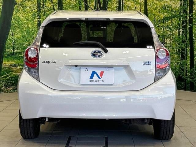 Toyota AQUA 2012-12 16054-15