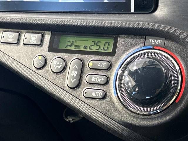 Toyota AQUA 2012-12 16054-5