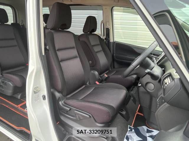 Nissan SERENA 2018-05 284238-10