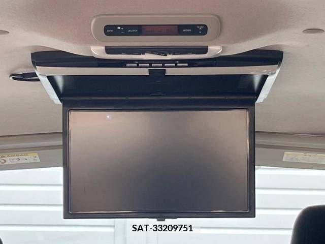 Nissan SERENA 2018-05 284238-4