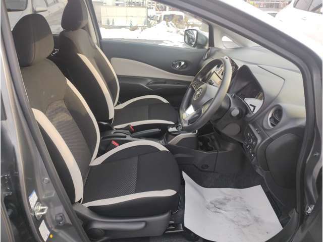 Nissan NOTE 2019-05 195649-9