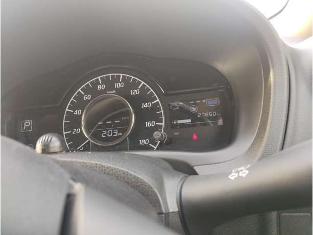 Nissan NOTE 2019-05 195649-2