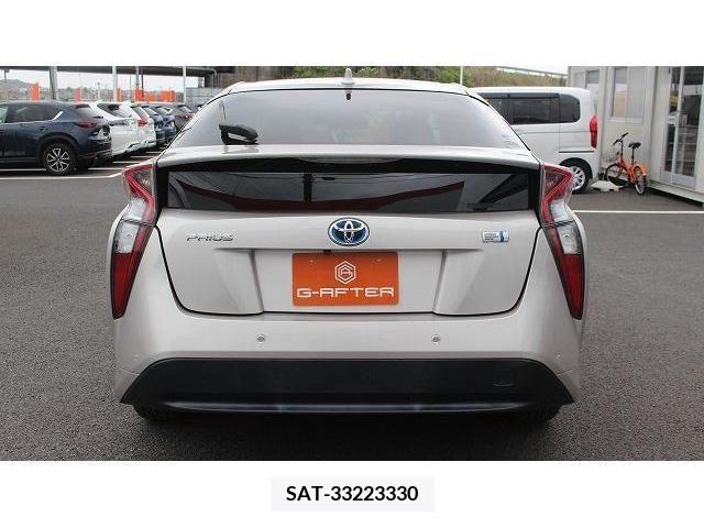 Toyota PRIUS 2017-07 243346-7