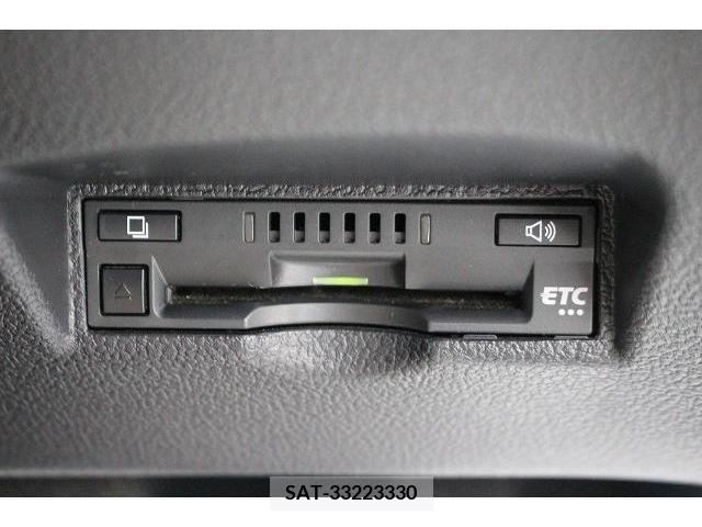 Toyota PRIUS 2017-07 243346-4