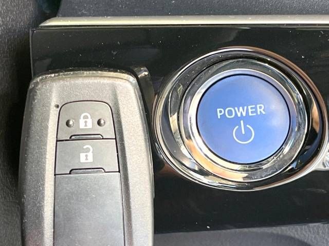 Toyota PRIUS 2019-06 16161-8