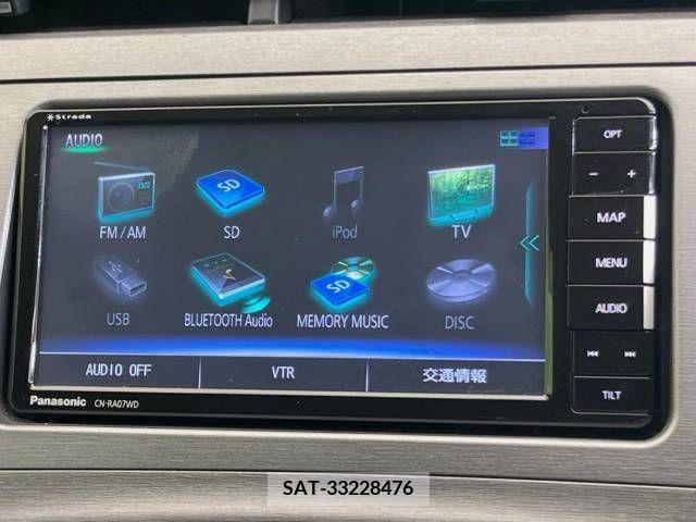 Toyota PRIUS 2012-11 338904-2