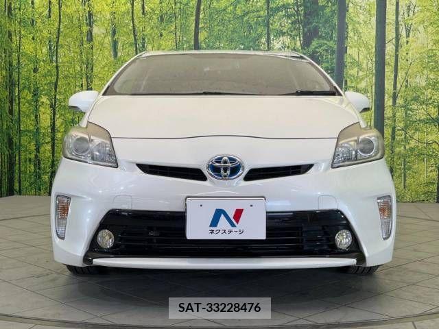 Toyota PRIUS 2012-11 338904-14