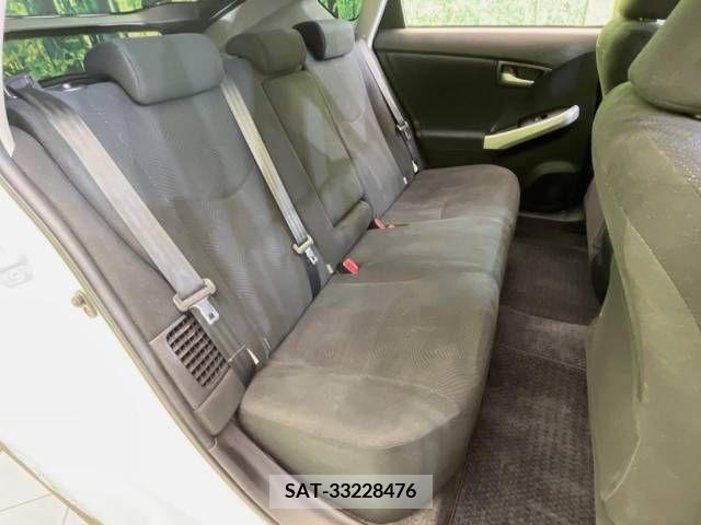 Toyota PRIUS 2012-11 338904-9