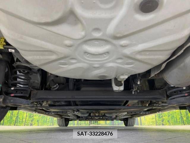 Toyota PRIUS 2012-11 338904-19