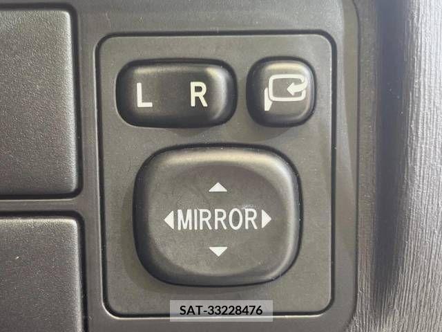 Toyota PRIUS 2012-11 338904-6