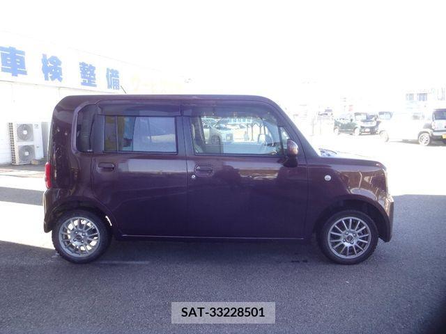 Daihatsu MOVE CONTE 2014-11 206782-3