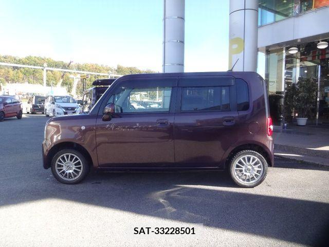 Daihatsu MOVE CONTE 2014-11 206782-4