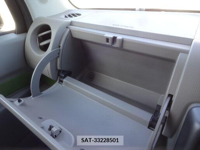 Daihatsu MOVE CONTE 2014-11 206782-15