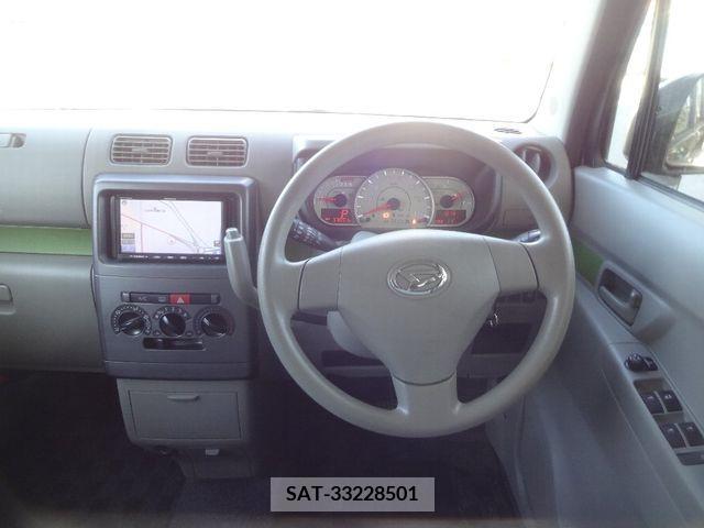 Daihatsu MOVE CONTE 2014-11 206782-14