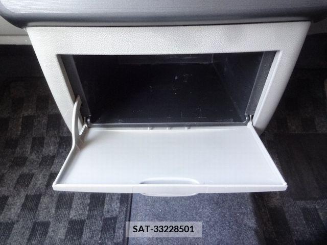 Daihatsu MOVE CONTE 2014-11 206782-18