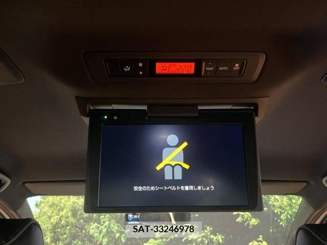 Toyota VOXY 2019-12 321616-4