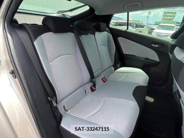 Toyota PRIUS 2019-06 366635-9