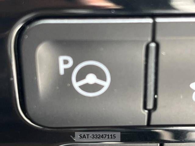 Toyota PRIUS 2019-06 366635-5