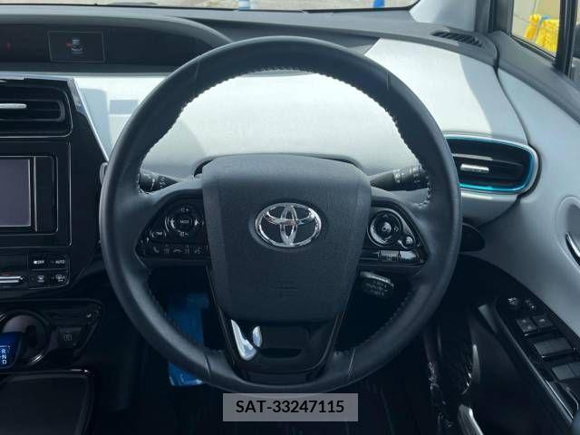 Toyota PRIUS 2019-06 366635-11