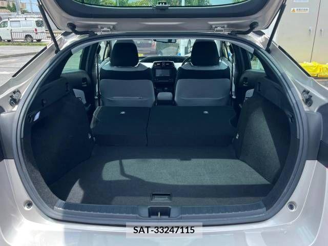 Toyota PRIUS 2019-06 366635-10