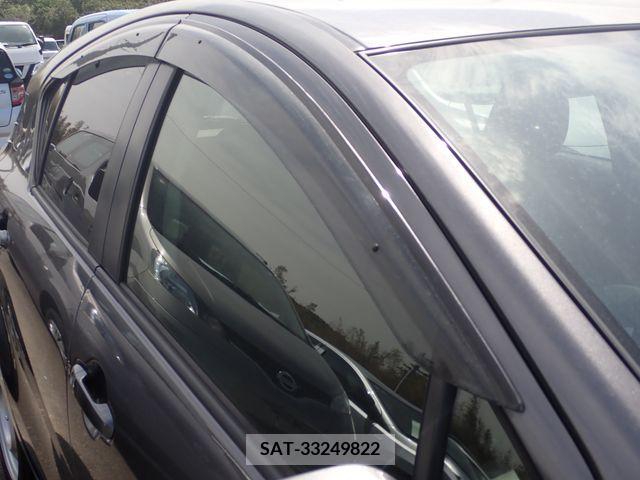 Toyota AQUA 2019-02 328521-15