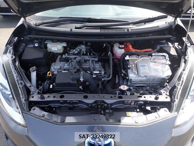 Toyota AQUA 2019-02 328521-19
