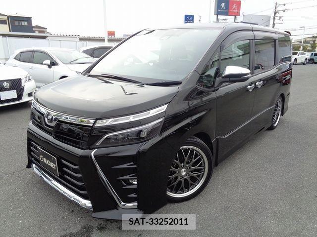 Toyota VOXY 2019-06 290857-0