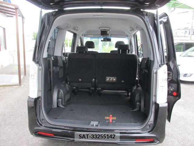 Honda STEP WGN 2011-10 368872-23