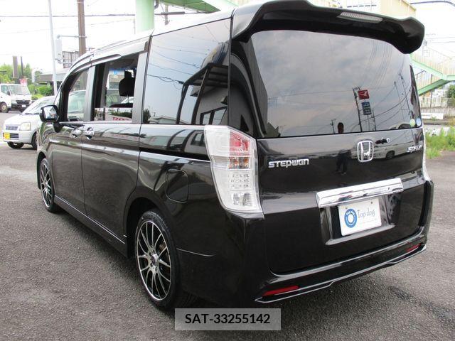 Honda STEP WGN 2011-10 368872-8