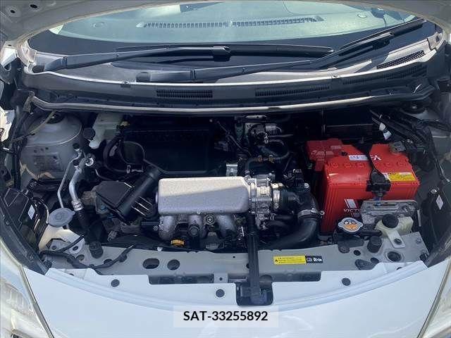 Nissan NOTE 2013-03 255731-19