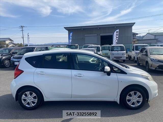 Nissan NOTE 2013-03 255731-8