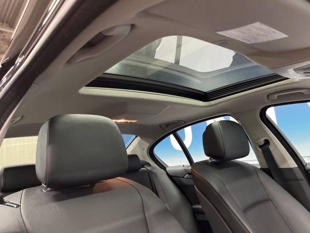 Bmw 5 SERIES 2012-09 196646-3