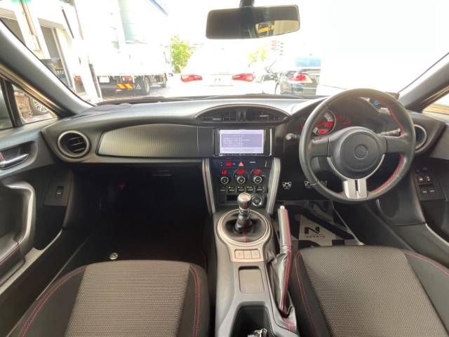 Toyota 86 2012-09 24047-1