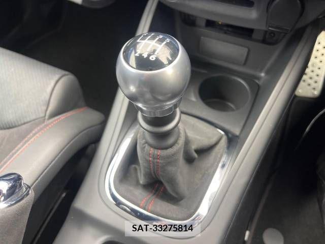 Renault MEGANE 2015-03 283121-11