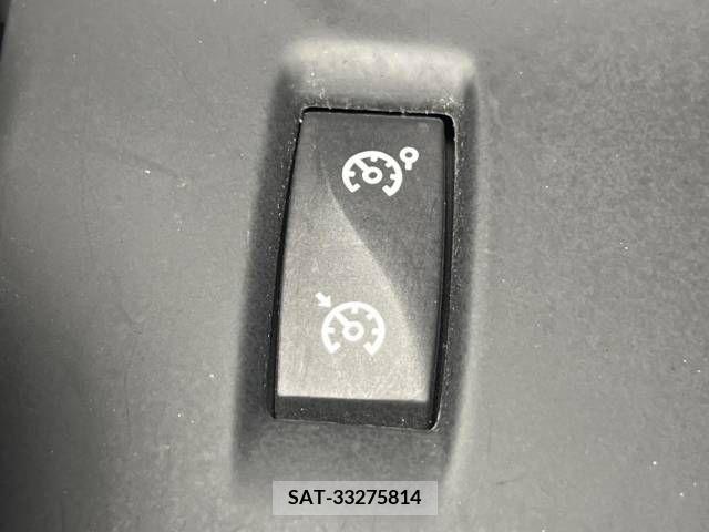 Renault MEGANE 2015-03 283121-7