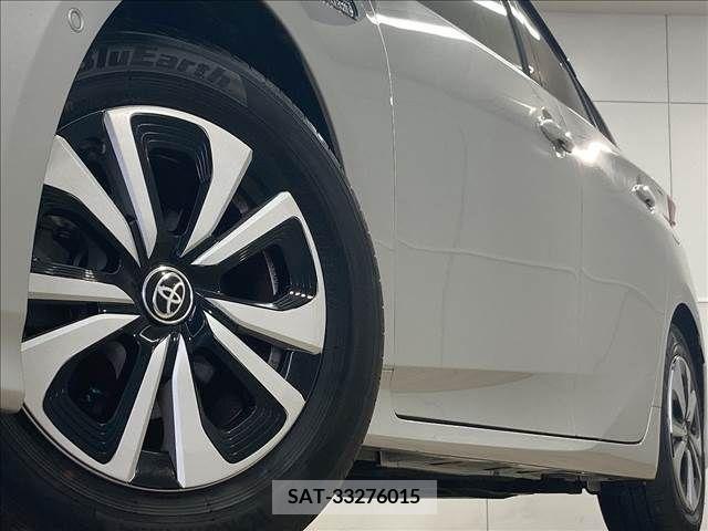 Toyota PRIUS PHV 2017-07 373811-19