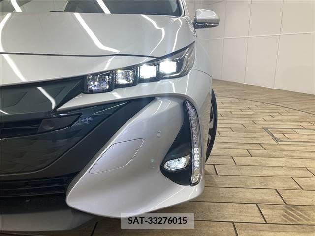 Toyota PRIUS PHV 2017-07 373811-18