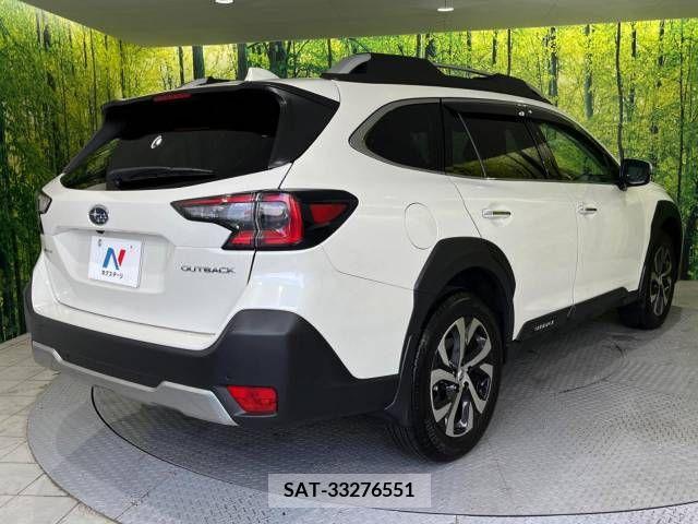 Subaru OUTBACK 2022-01 362590-17