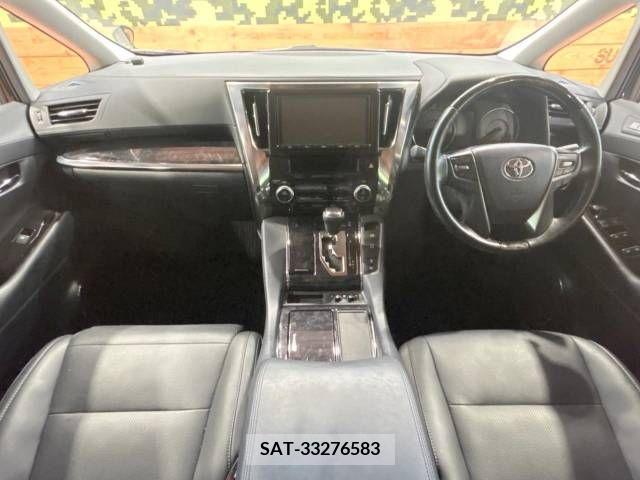 Toyota ALPHARD 2018-06 355527-1